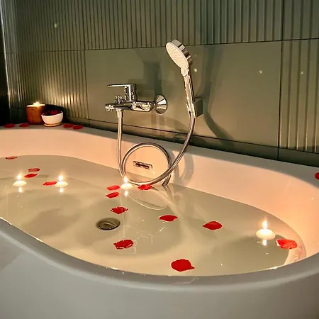 Le Bain De Lea, Au Coeur De Appartement